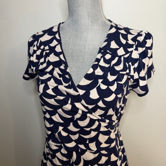 Boden Navy and White Patterned Midi Dress, wrap , size 10 - Picture 3 of 10